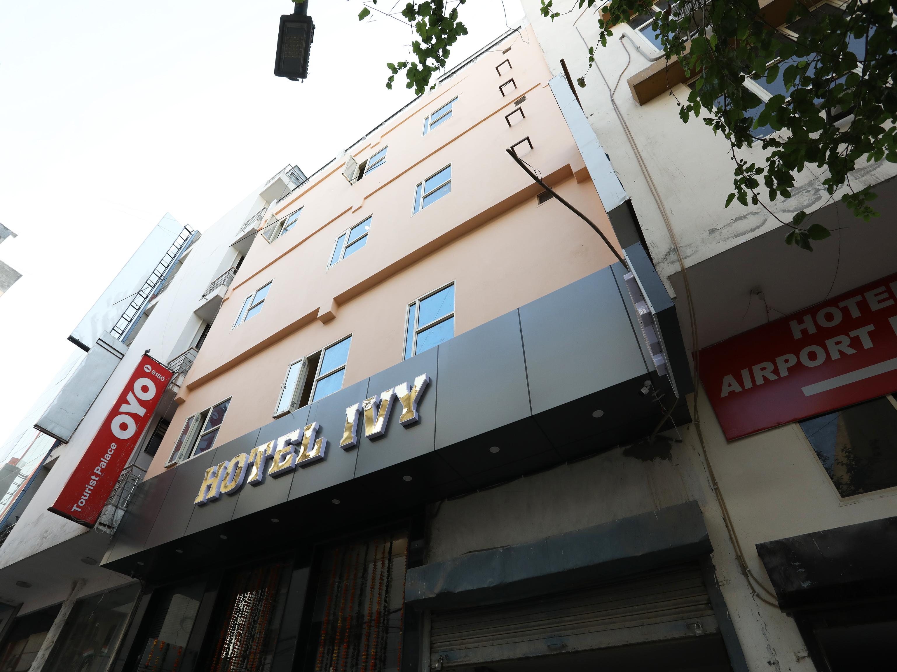 Hotel Ivy Új-Delhi Kültér fotó