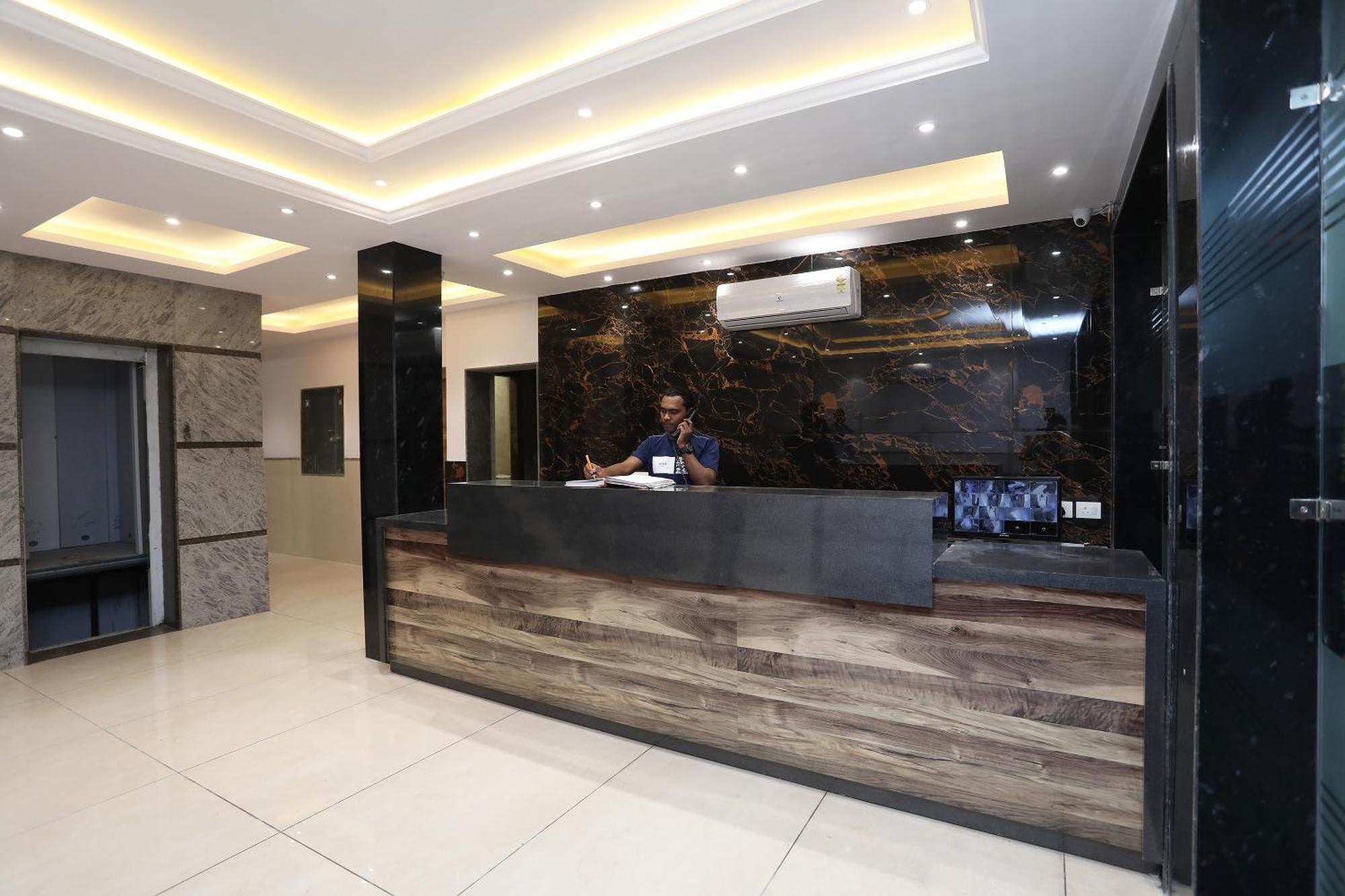 Hotel Ivy Új-Delhi Kültér fotó