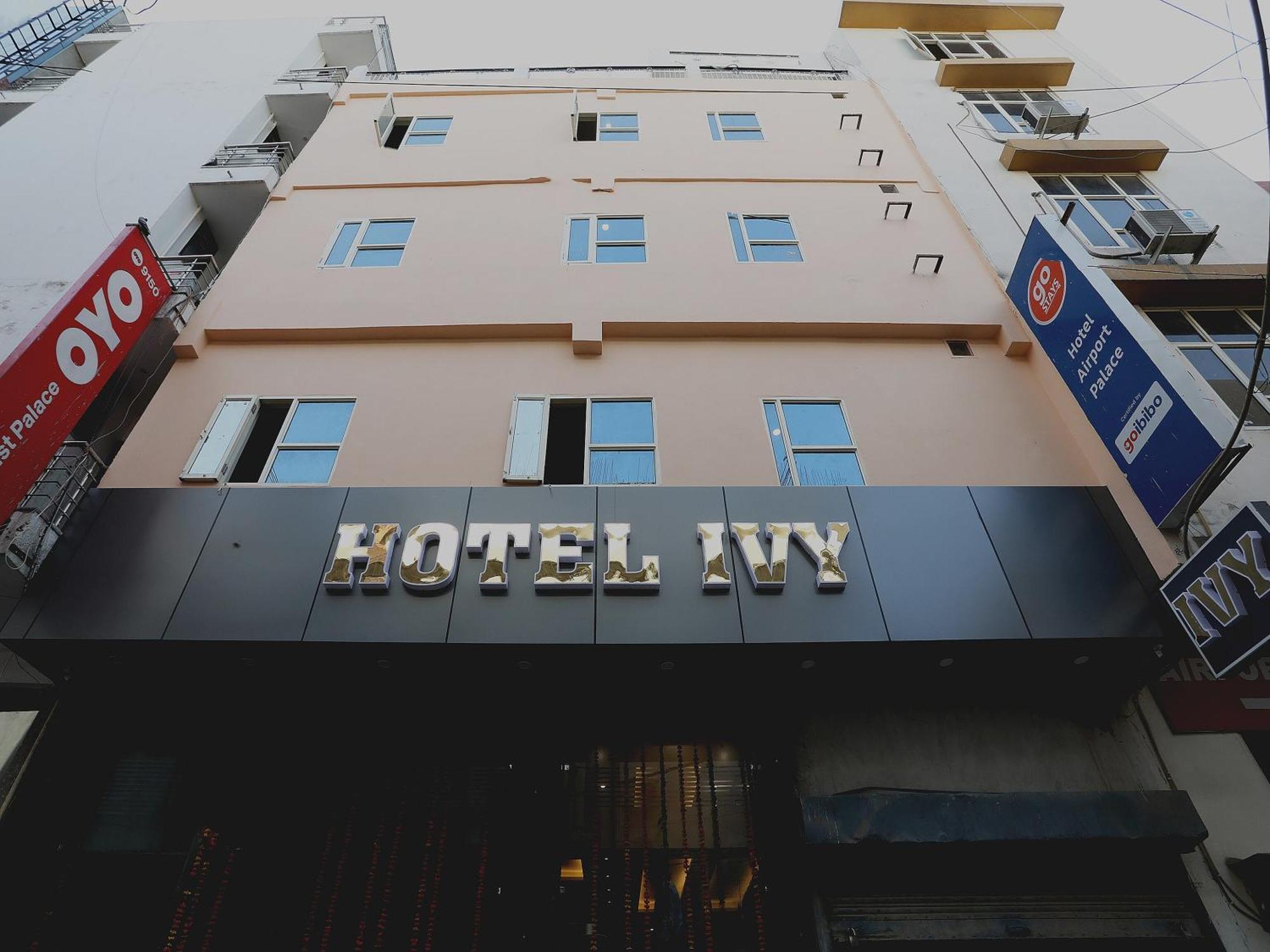 Hotel Ivy Új-Delhi Kültér fotó